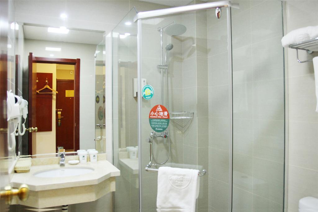 Greentree Inn Guangxi Yulin Jincheng Commercial Building Shell Hotel Zewnętrze zdjęcie