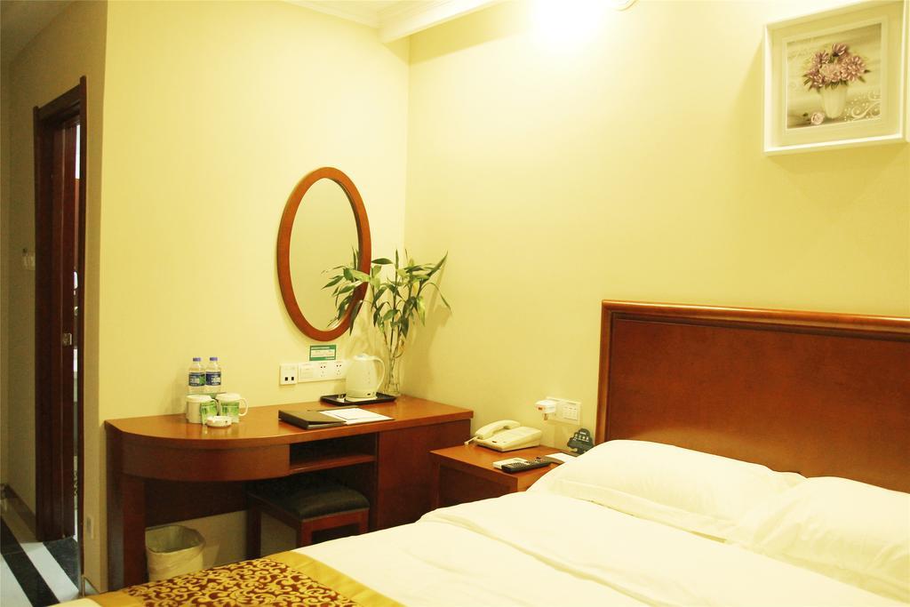 Greentree Inn Guangxi Yulin Jincheng Commercial Building Shell Hotel Zewnętrze zdjęcie